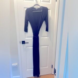 Lulu’s True Wrap Dress: Navy Blue.  Size: M
